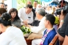 ร่วมพิธีสงฆ์รดน้ำขอพร